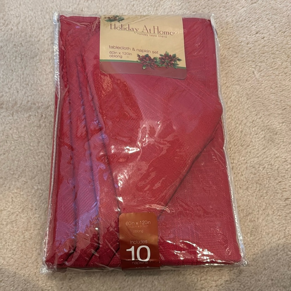 NWT red tablecloth and napkin set